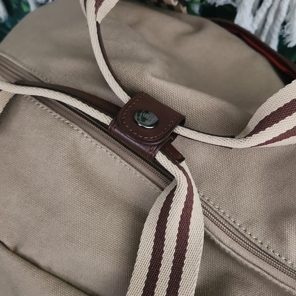 Sloan Gym Bag in Desert Canvas by Baekgaard
